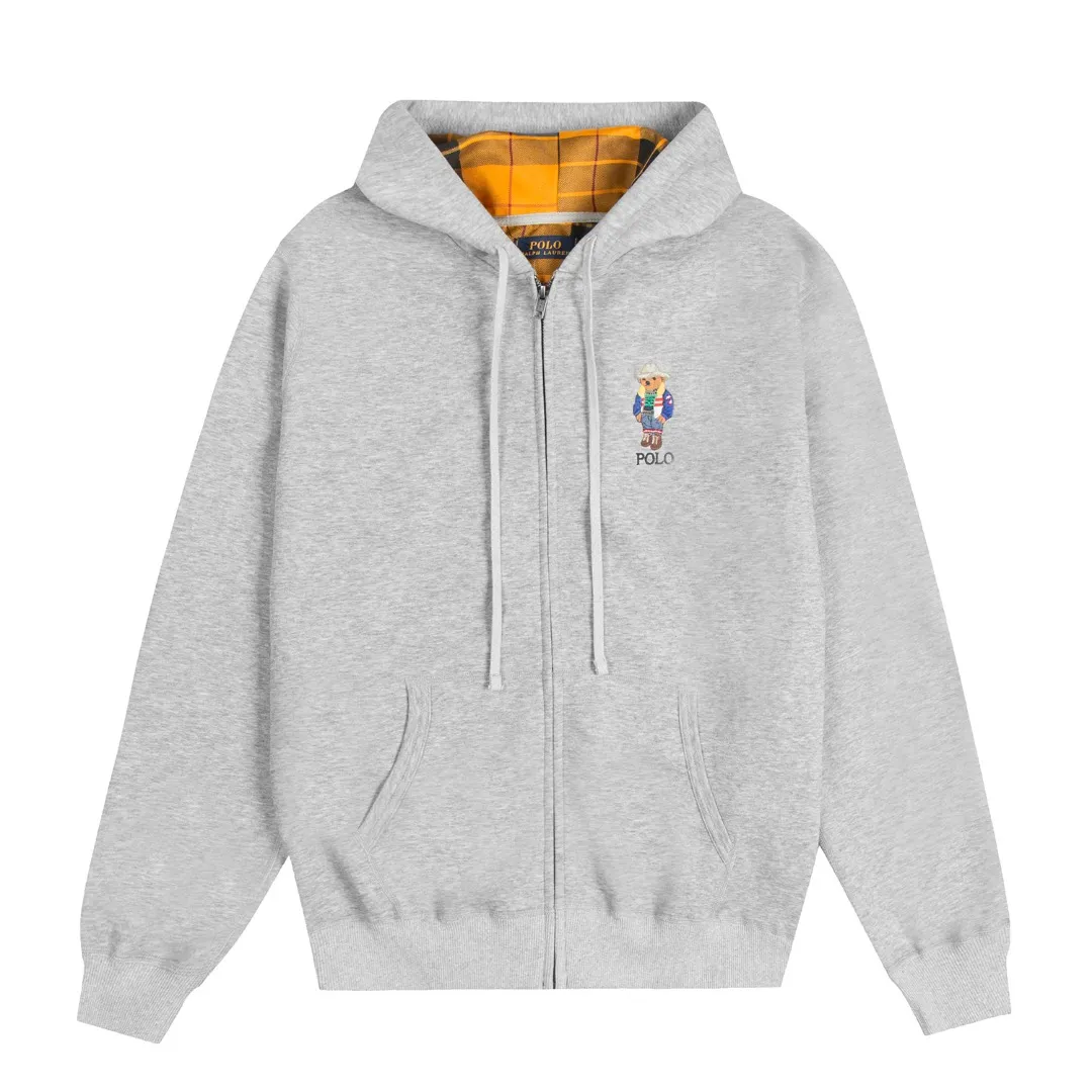 P270 White background picture [Popular item] Style number: 25104# Color: Navy blue/hemp gray/white Size: S to XL - Ralph Lauren/Ralph Lauren 2025AW Autumn and Winter bear series stacked topstitch design plaid lining hooded cardigan zipper sweatshirt - original workmanship consistent professional four-needle six-thread topstitch design✅ - face 370g double-sided cotton heavyweight fabric Contrast color yarn-dyed plaid inside ✅| - Highly restored customized brand zipper 0.8 pure cotton high-density hook and loop bonnet ✅ - RL limited design style Colorful bear logo precision embroidery Bright color contrasting plaid hood inside The upper body is colorful and distinguishes the classic style. Both men and women can easily control it. Simple and clean, versatile and can go wrong. Exposed topstitch 0.8 cm retro primary color hook and loop drawstring. Every detail is perfect.